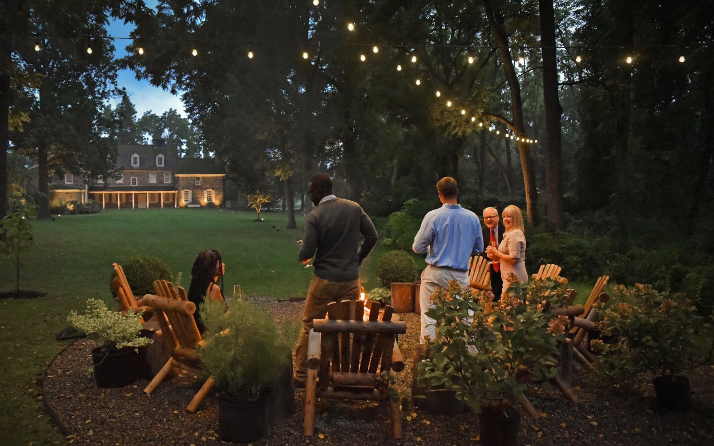 landscape lighting for outdoor living 